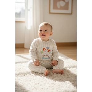 NEW Carter’s Baby Girl Christmas Pajamas – Reindeer Top & Pants Size 9 Months